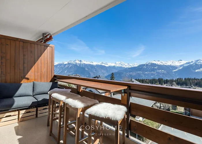 Altitude L Superior L View L Parking L By Cosyhome